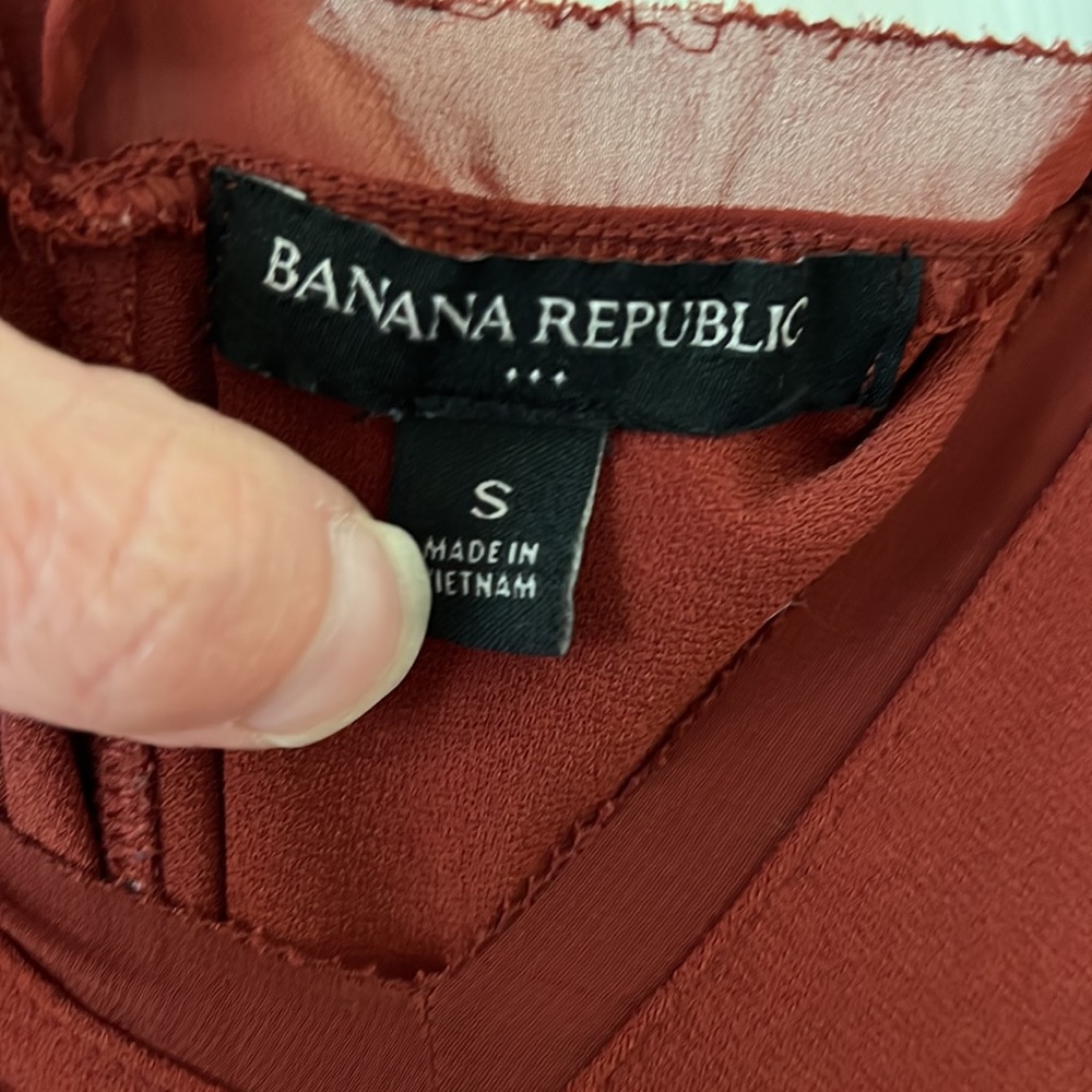 🌻Banana Republic Rust V neck Dress🌻 - Picture 7 of 9